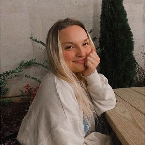 Meet your Posher, Alyssa